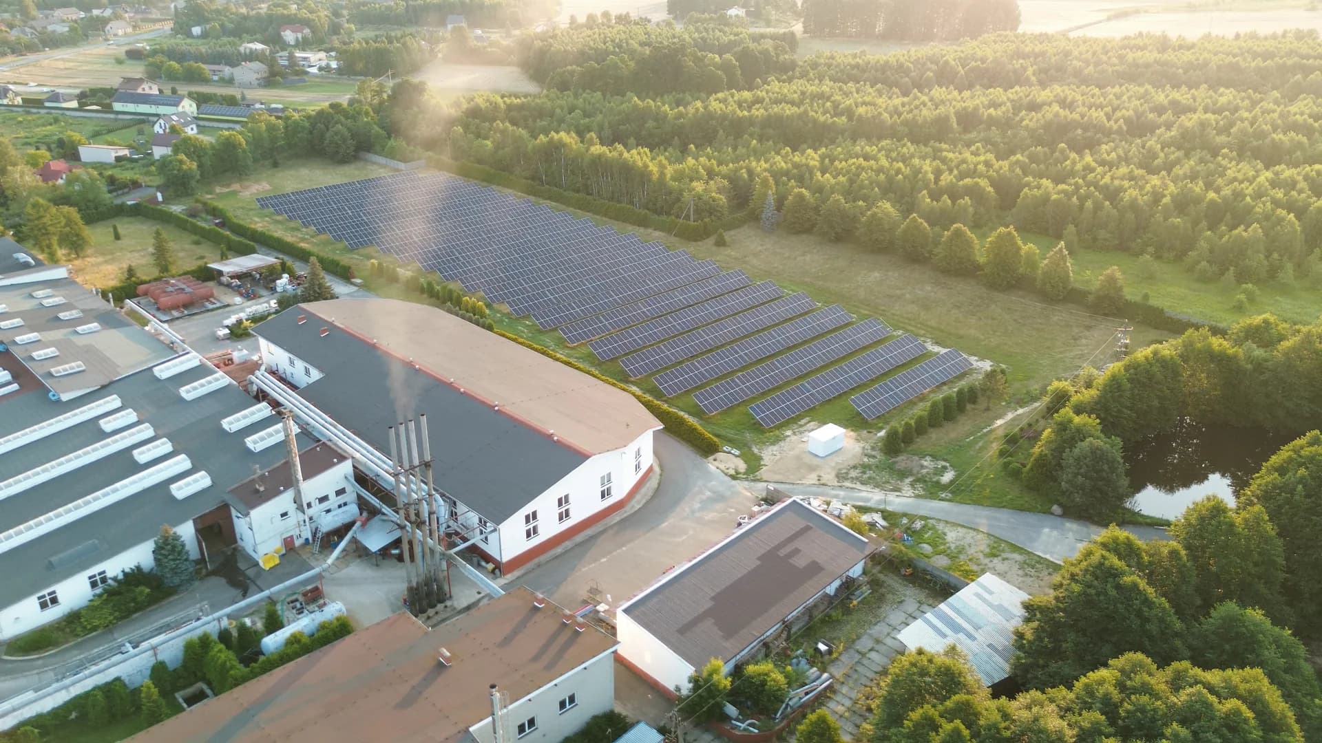 Centrale photovoltaïque sur terrain délaissé foncier et friche industrielle